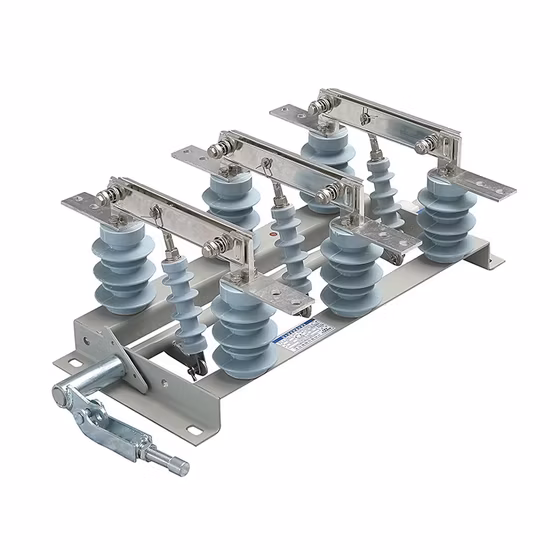 高圧屋内断路器 Gn19 断路スイッチ白い医療灰色色